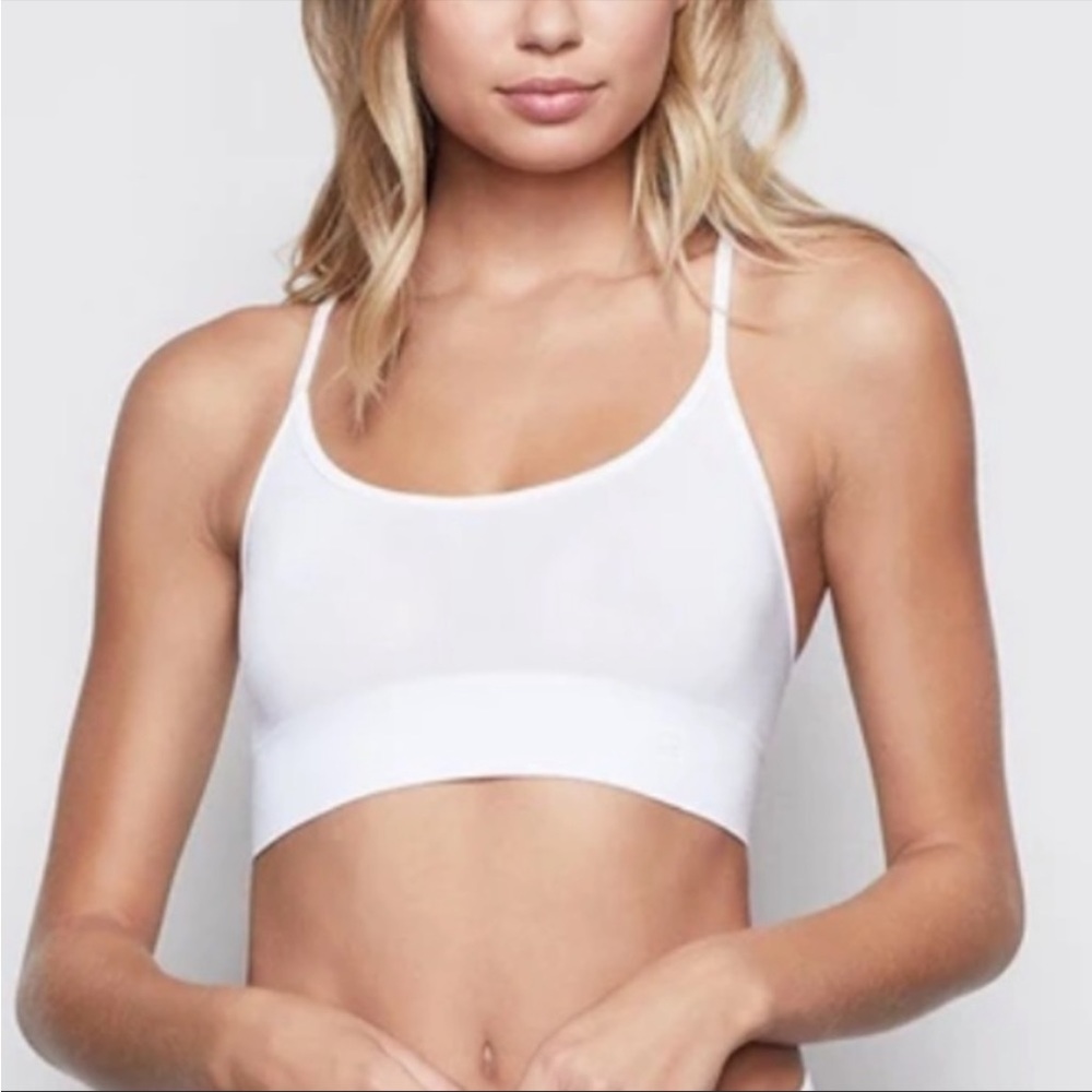 Good American medium impact scoop bralette, White